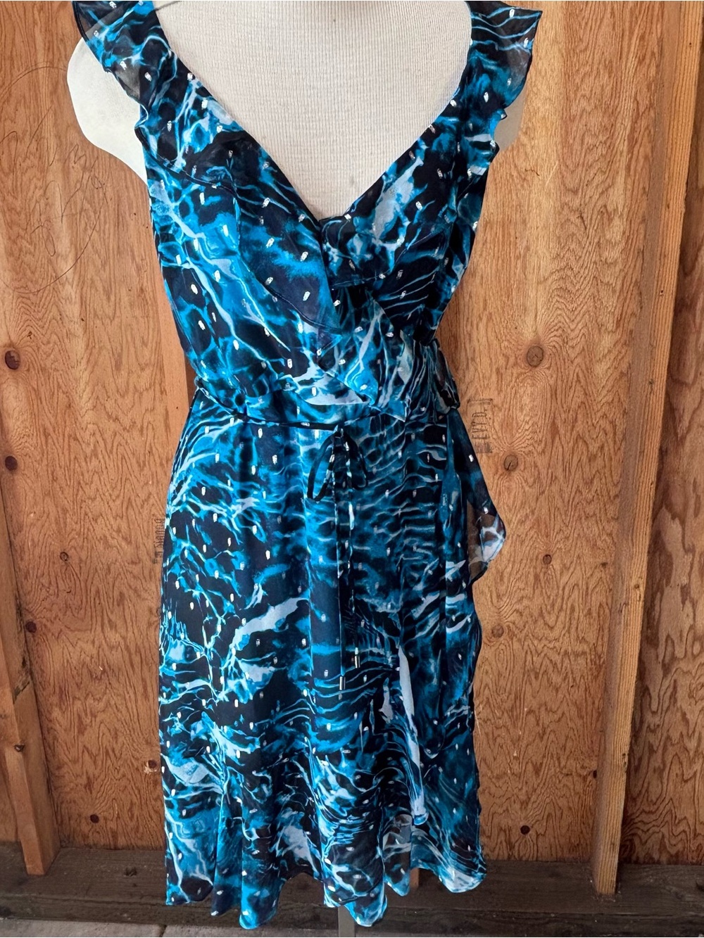 White Black Blue Water-Print Chiffon sleeveless Wrap Dress w/ Lining Size 8 NWT